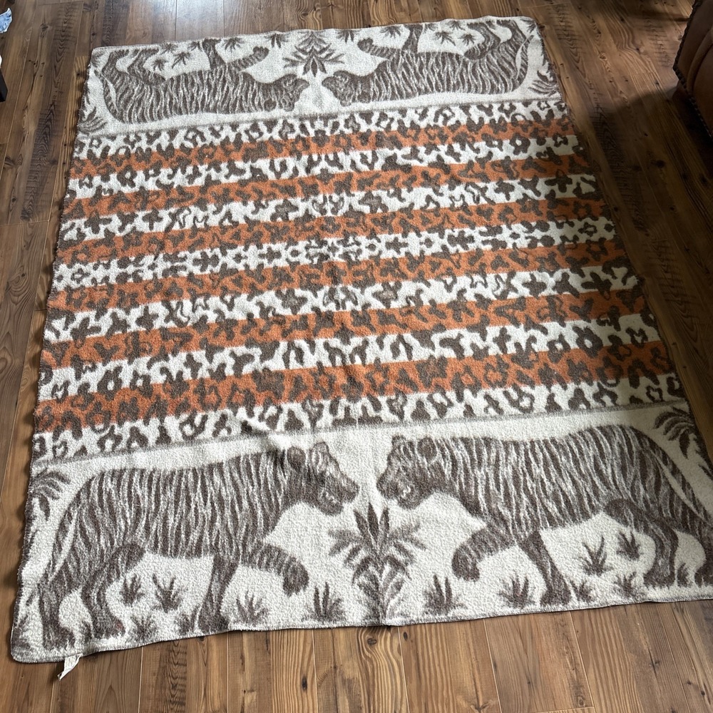 Vicuna Andes Peru Tiger Blanket Full Throw Reversible 70" x 90"